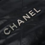 CHANEL 22 Bag Black Smooth Calfskin Silver-Tone Hardware Tote Shoulder Bag - Image 5