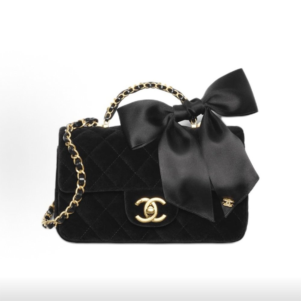 1 Chanel 25K Handle Large Bow Series Velvet with Gold Metal Top Handle & Shoulder Bag - Image 1