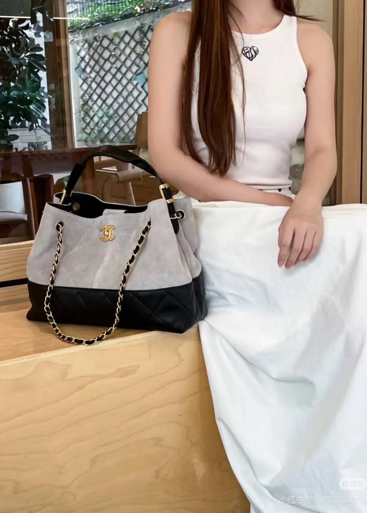 Chanel 25A lambskin tote bag in color-block leather, 2026 seasonal collection